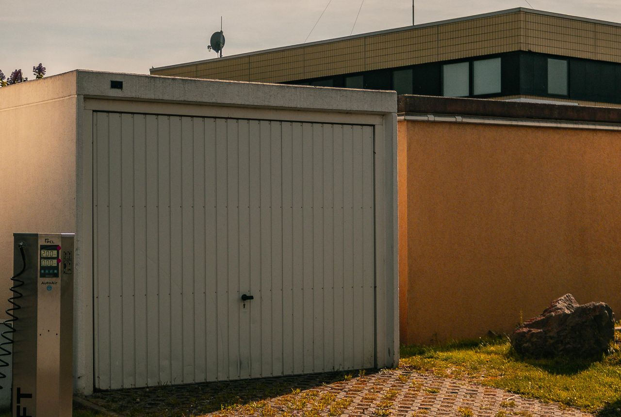 Garage door service in Rosemount, MN